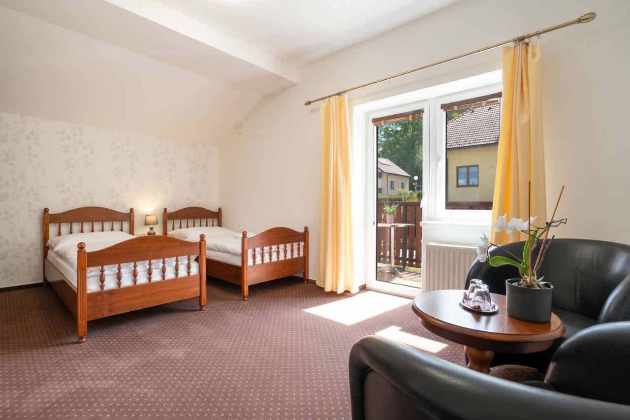 Penzion Balcony Hotel Cesky Krumlov Ngoại thất bức ảnh